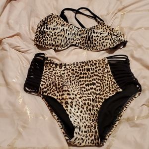 Cheetah bikini